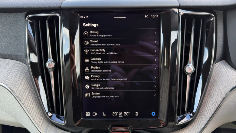 Volvo Xc60 2.0 B4P Plus Dark 5dr Geartronic Petrol Estate